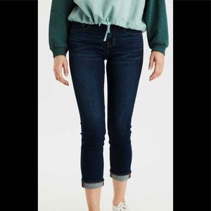 American Eagle Crop Jeans